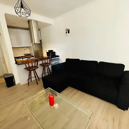 1-Bedroom Sea View Apartment With Private Balcony Costa Da Caparica, Just 5 Minutes From The Beach Apartment