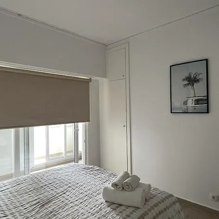 1-Bedroom Sea View Apartment With Private Balcony Costa Da Caparica, Just 5 Minutes From The Beach
